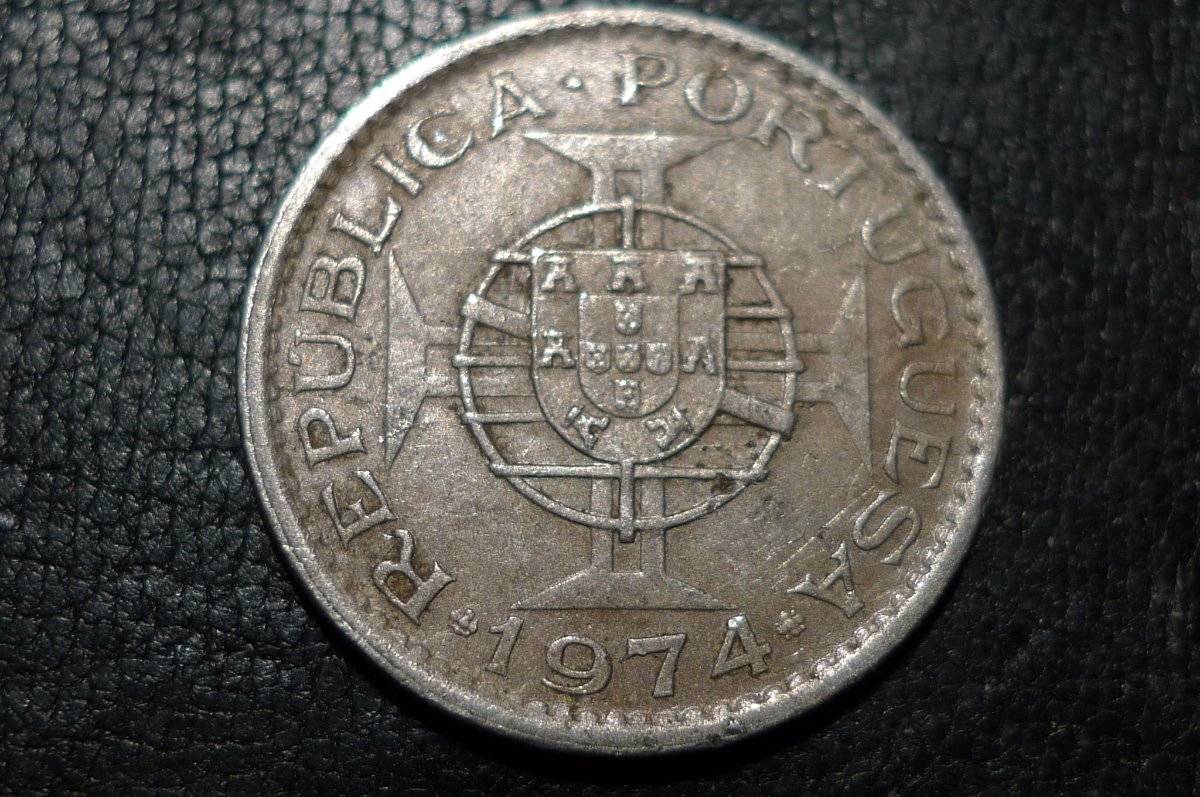 Post-Your-Coins-With-A-Castle