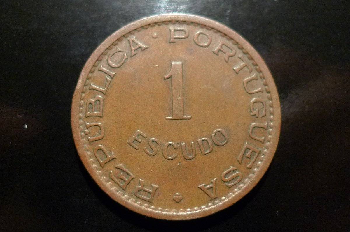 Post-Your-Coins-With-A-Castle