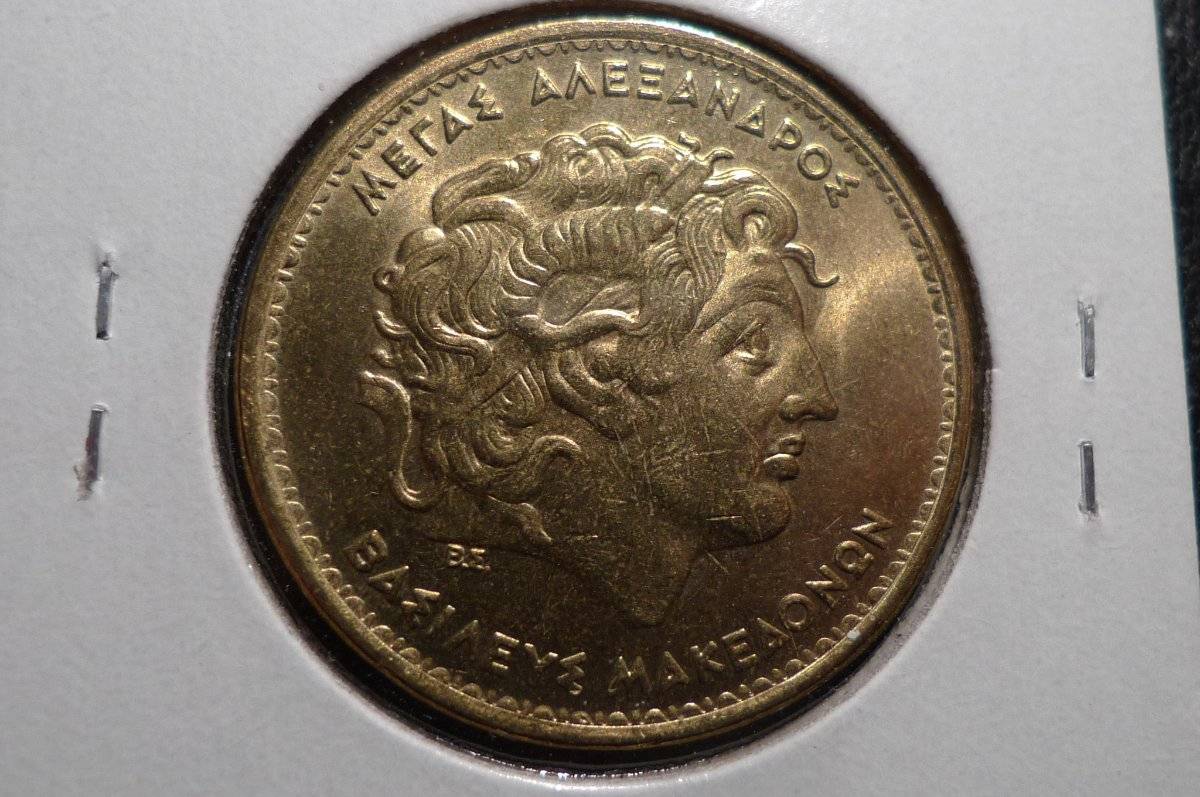 Post-Your-Coins-With-Hats