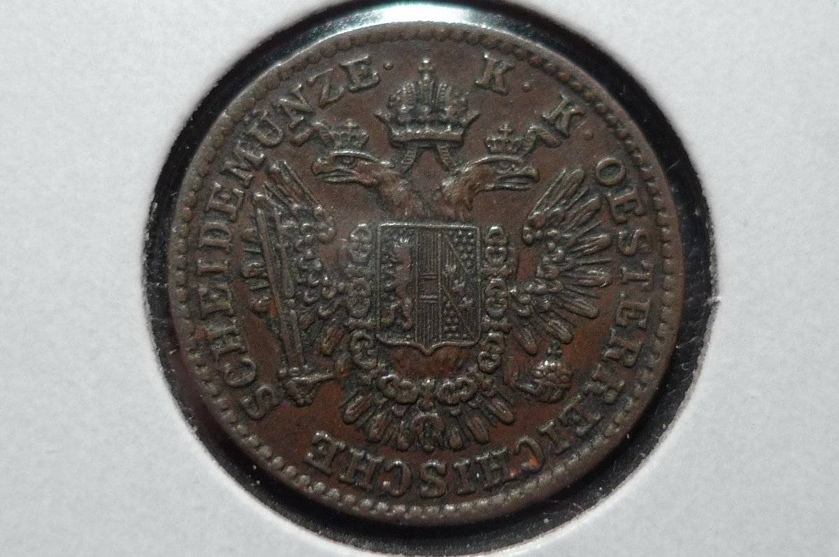 Post-Your-Coins-With-Coats-Of-Arms,-Shields,-Crests,-Crowns,--Etc.