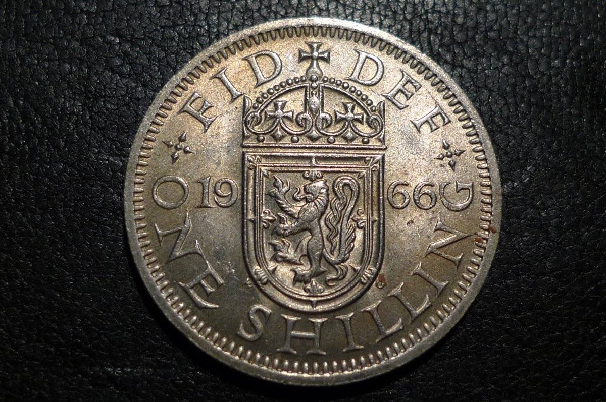 Post-A-Coin-Or-Medal-With-A-Die-Crack!