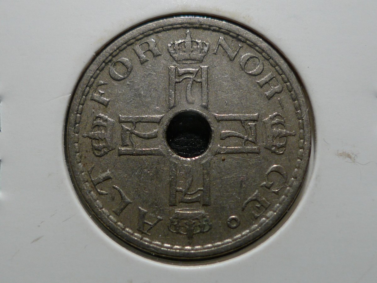 Around-The-World-With-Coins---A-Coin-Geography-Game
