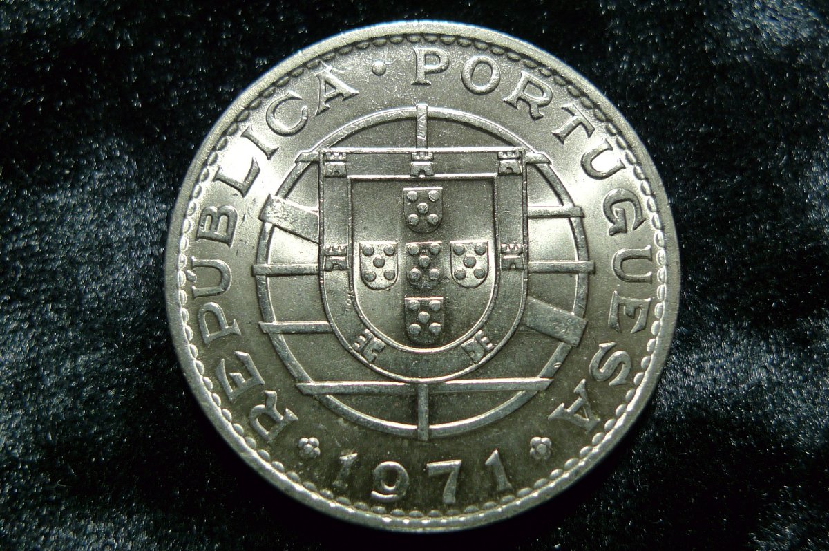 Post-Your-Coins-With-A-Castle