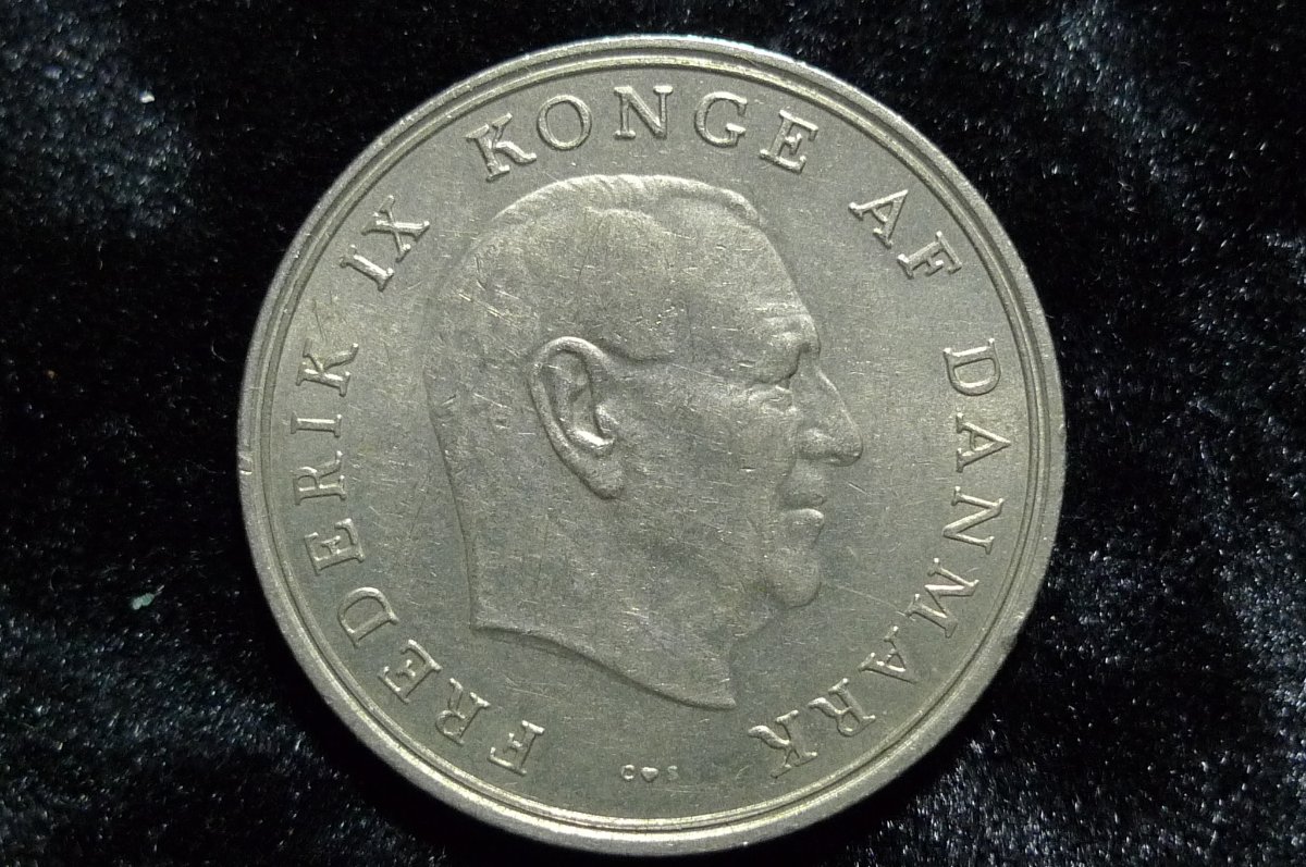 Post-Your-Lion-Coins!