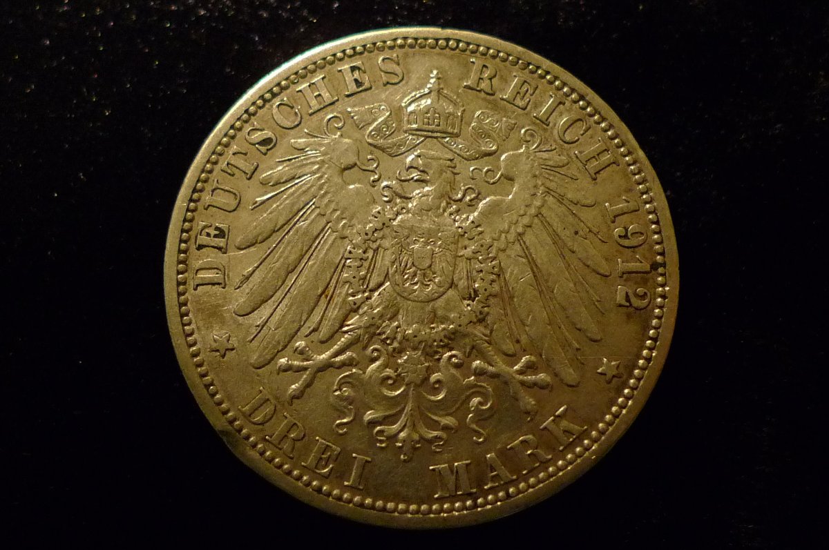 Around-The-World-With-Coins---A-Coin-Geography-Game
