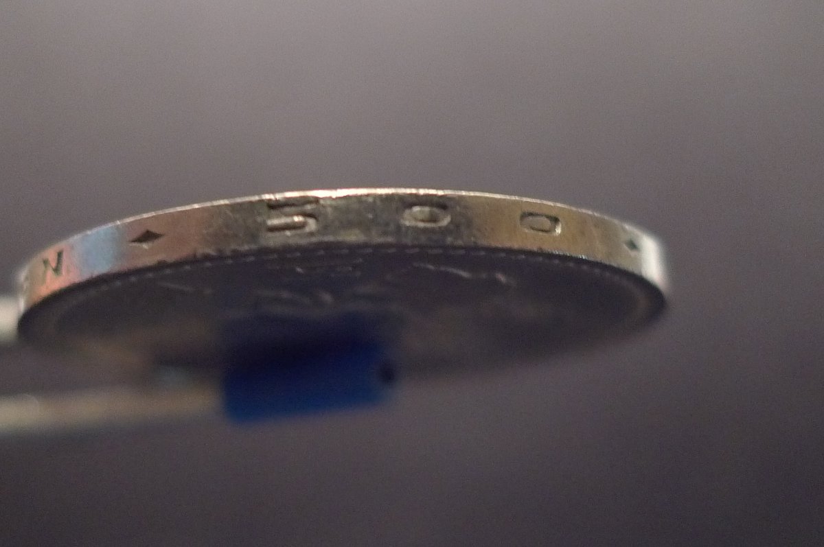 Show-Your-Coins-With-Different-Edges