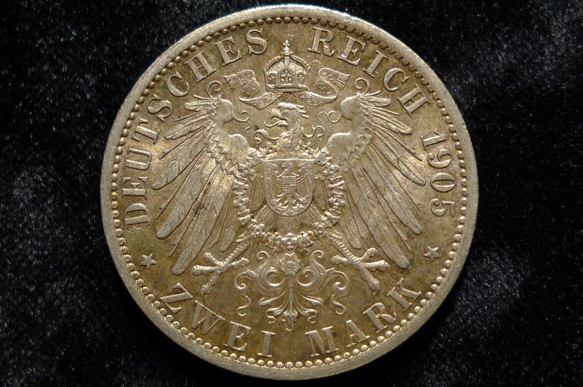 Post-A-Coin-Or-Medal-With-A-Die-Crack!
