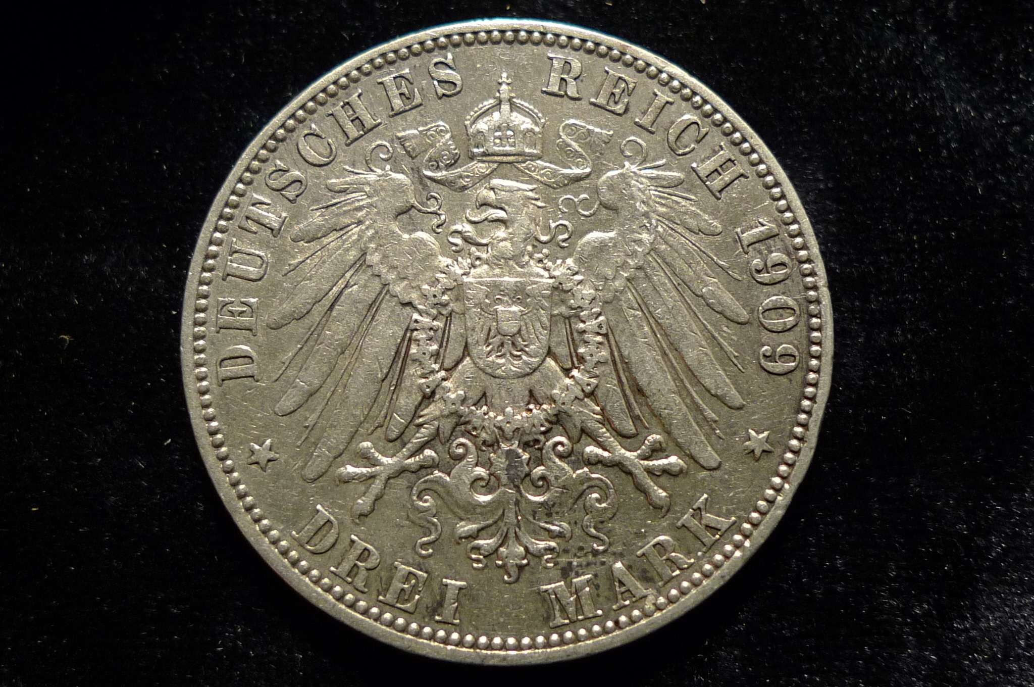 Around-The-World-With-Coins---A-Coin-Geography-Game
