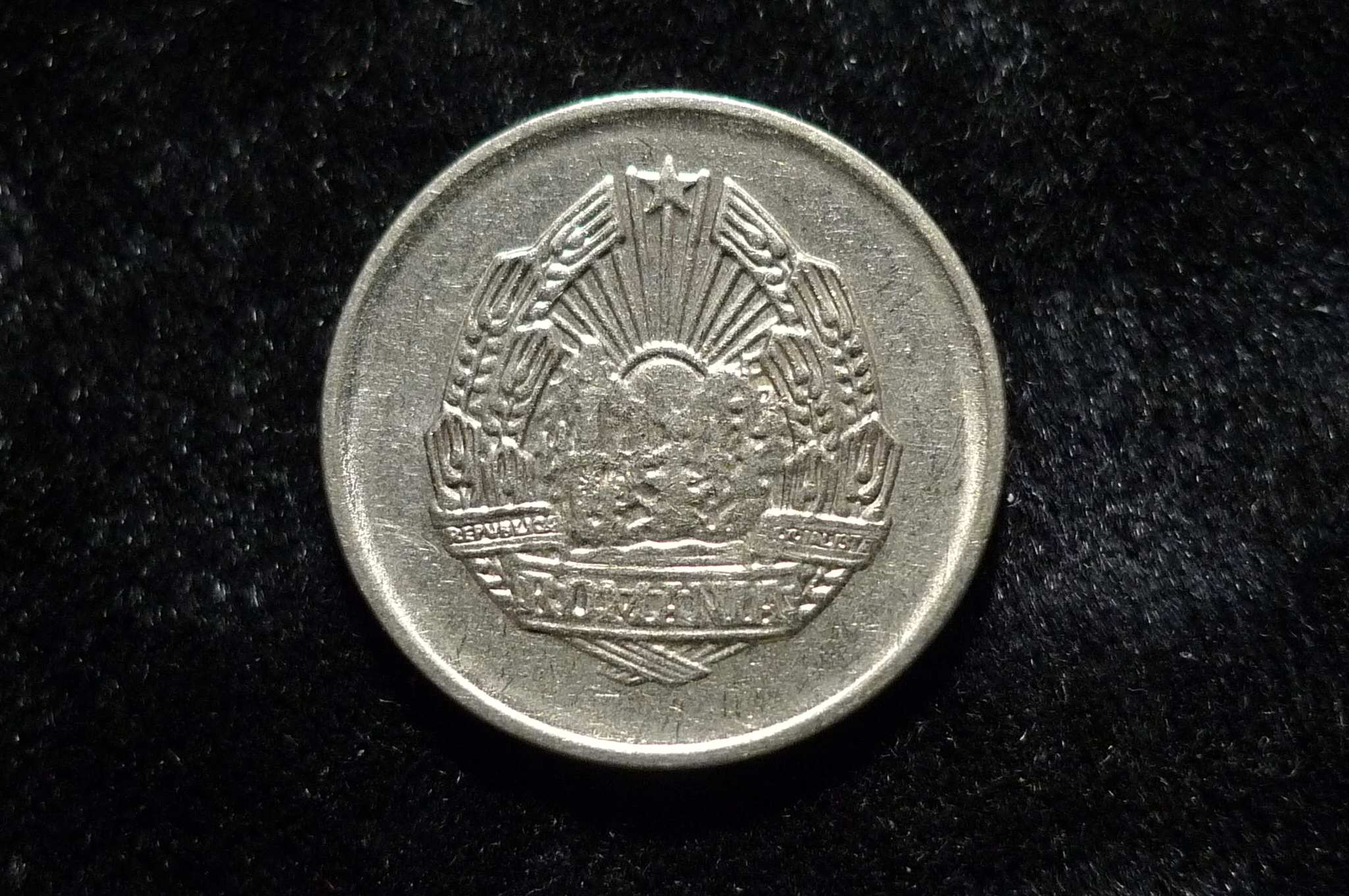 Post-Your-Sun-Face,-Sunrise,-Or-Sunset-Coins!