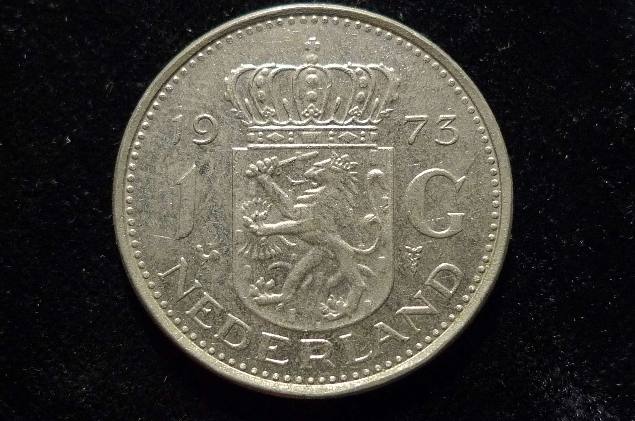 Show-Your-Coins-With-Different-Edges