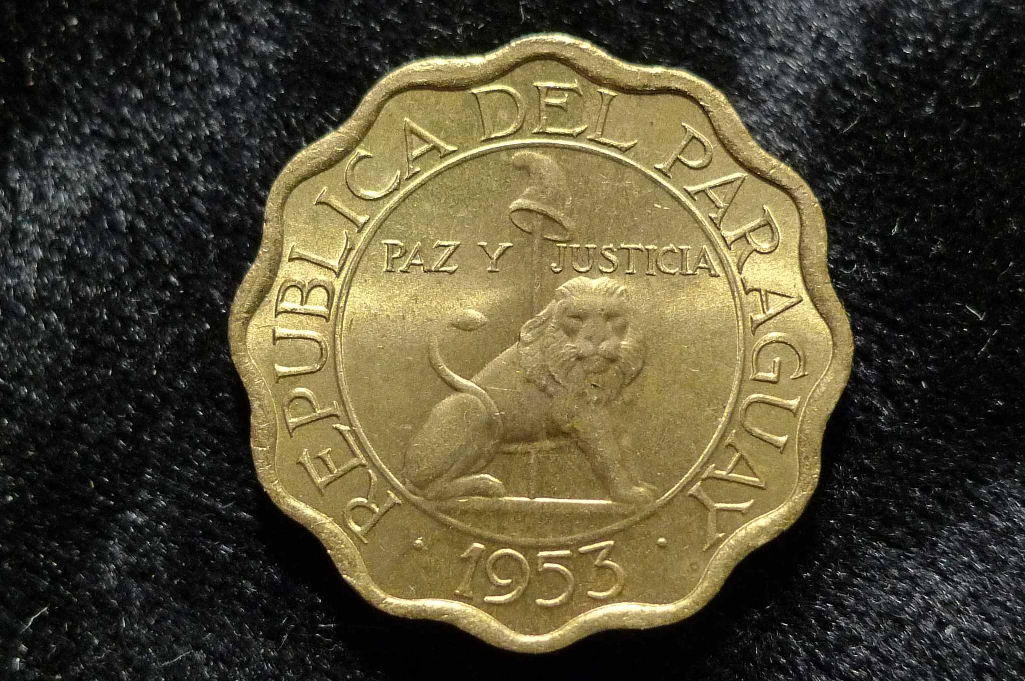 Show-Your-Coins-With-Different-Edges