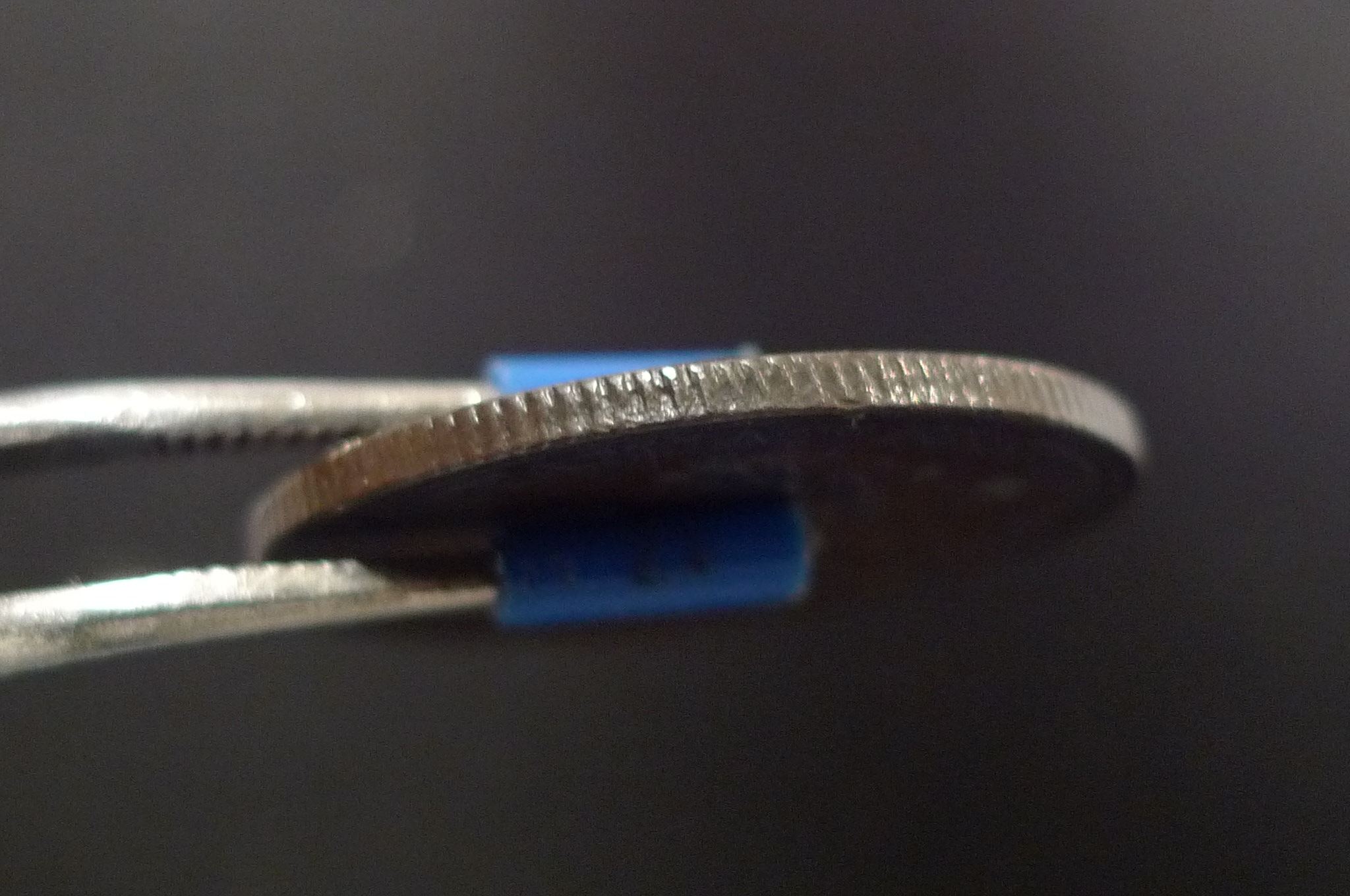 Show-Your-Coins-With-Different-Edges