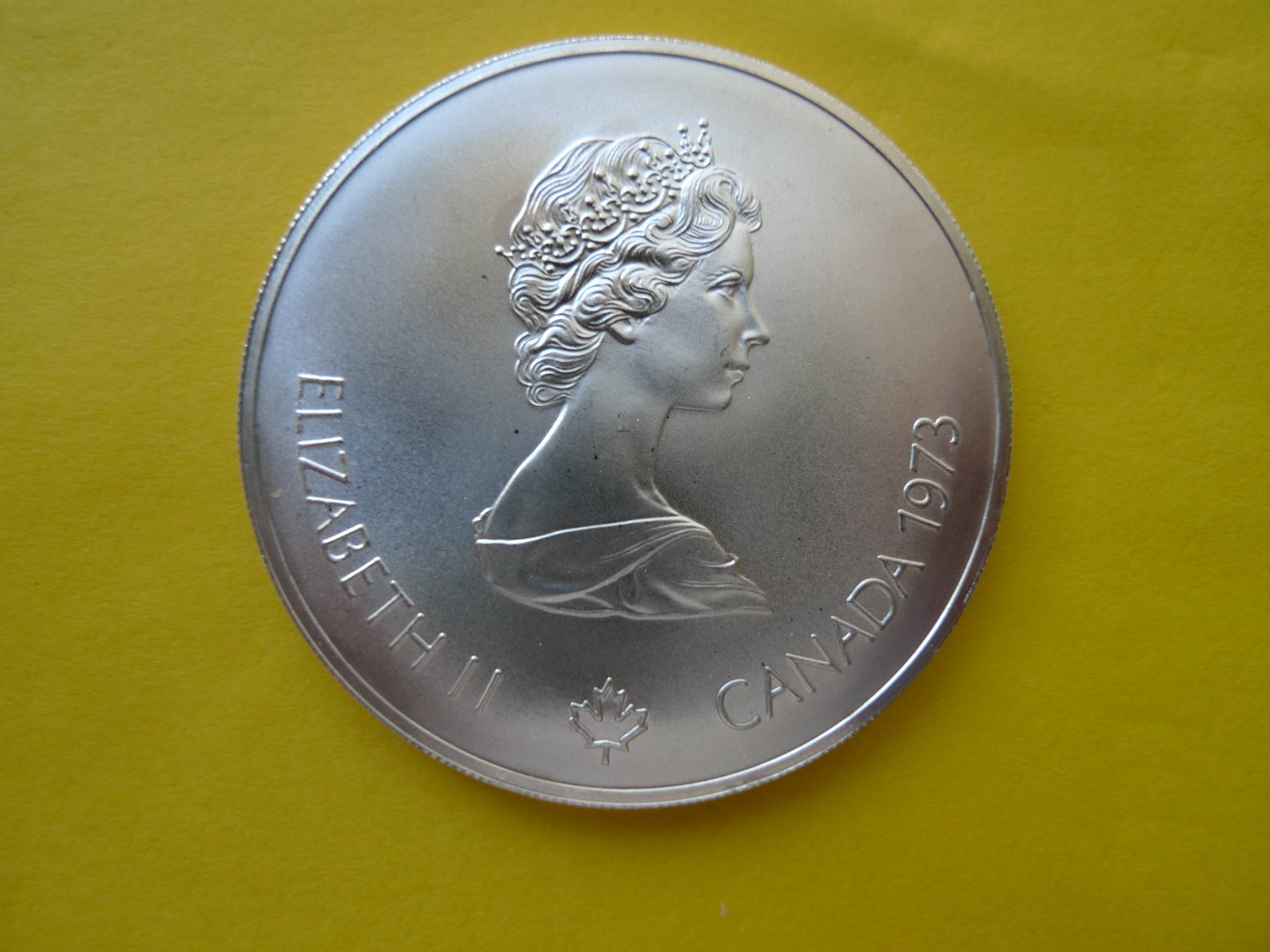 Queen-Elizabeth-II-Memorial-Thread