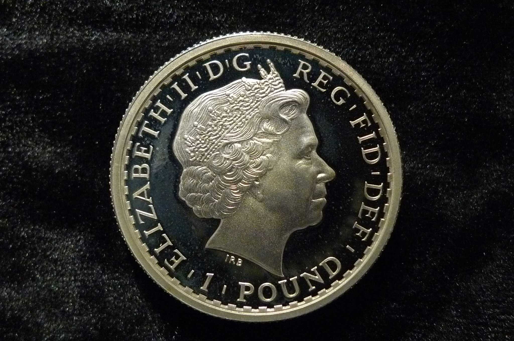 Queen-Elizabeth-II-Memorial-Thread