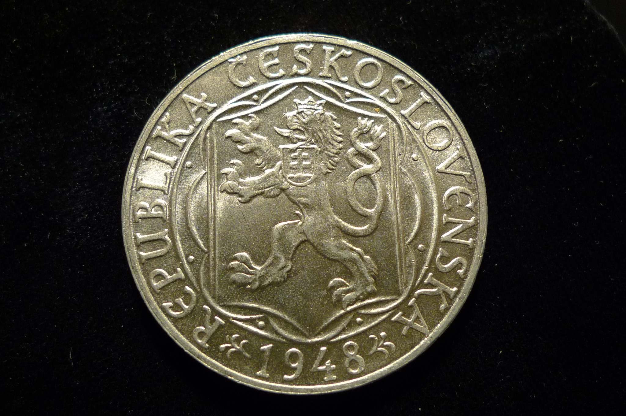 Post-Your-Coins-Depicting-Weaponry!