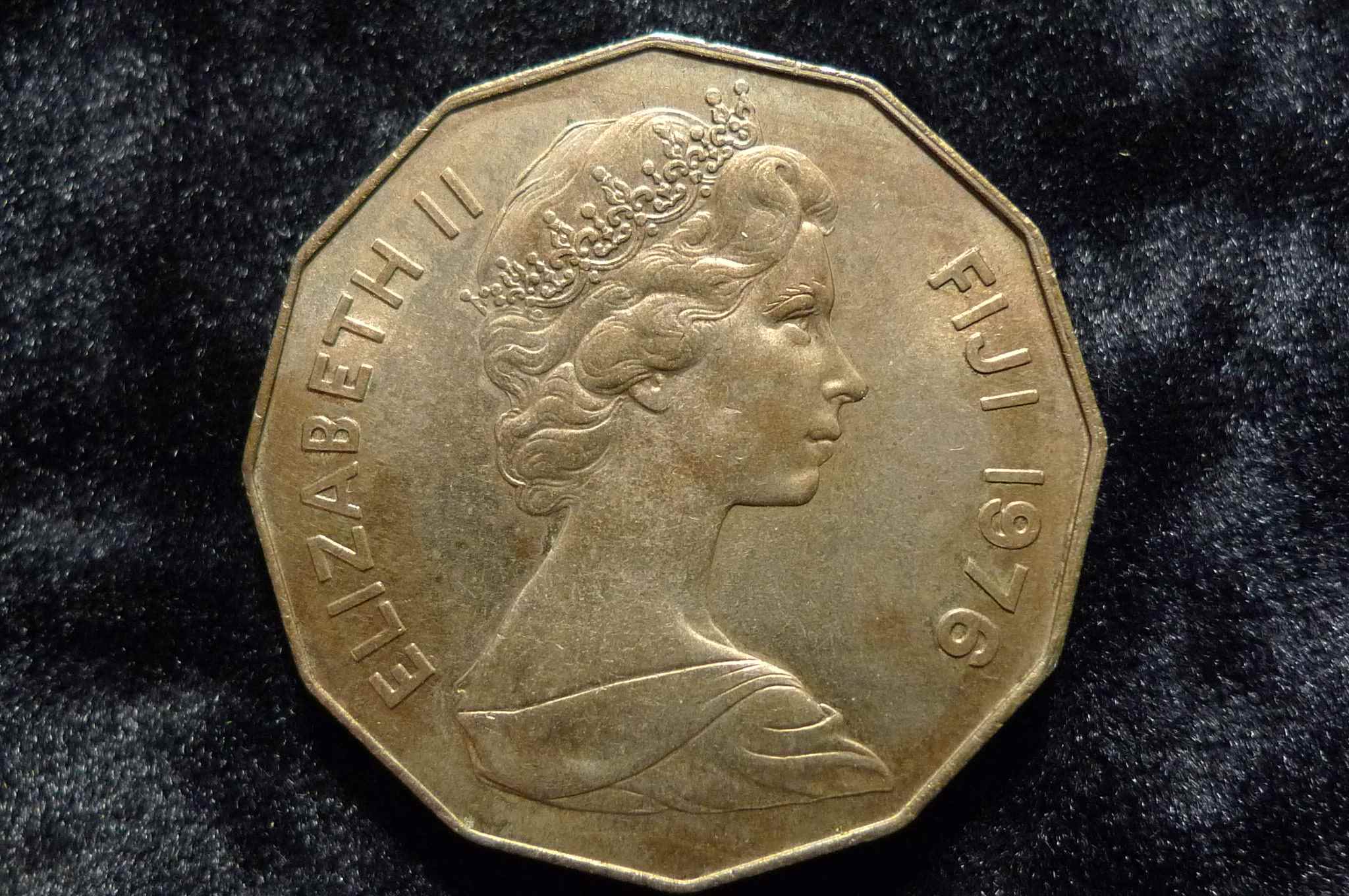 Queen-Elizabeth-II-Memorial-Thread