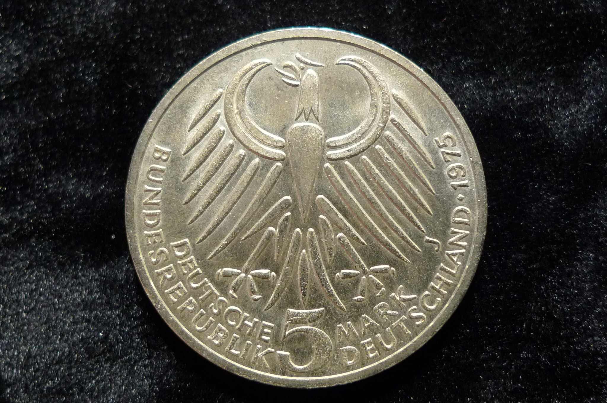 Post-Your-Coins-Depicting-Beards!