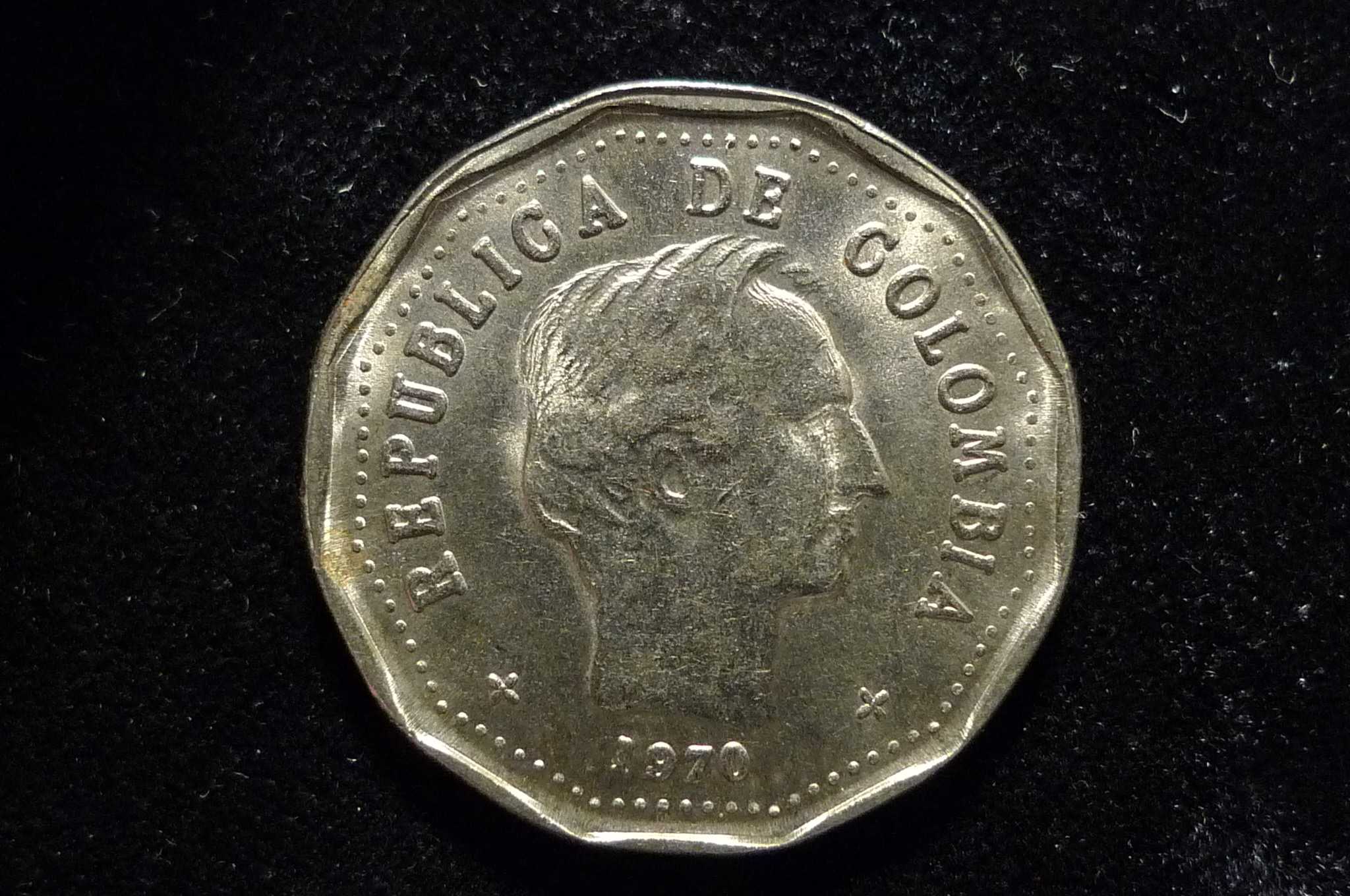 Show-Your-Coins-With-Different-Edges