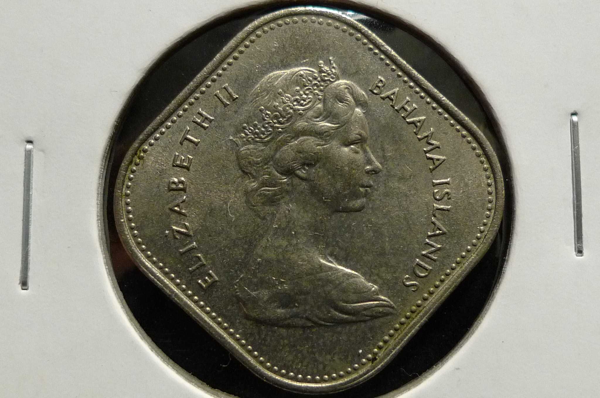 Queen-Elizabeth-II-Memorial-Thread