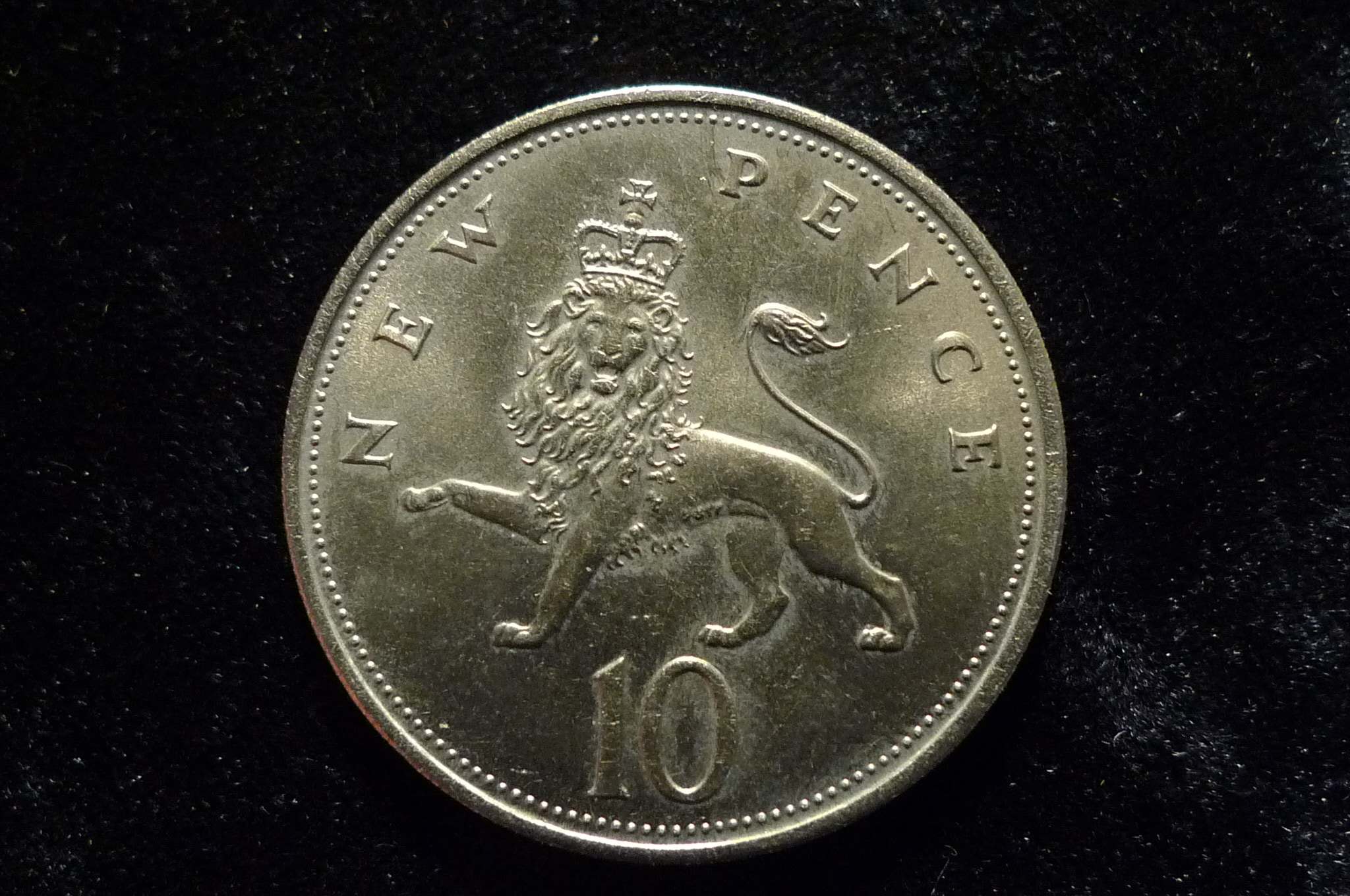 Queen-Elizabeth-II-Memorial-Thread