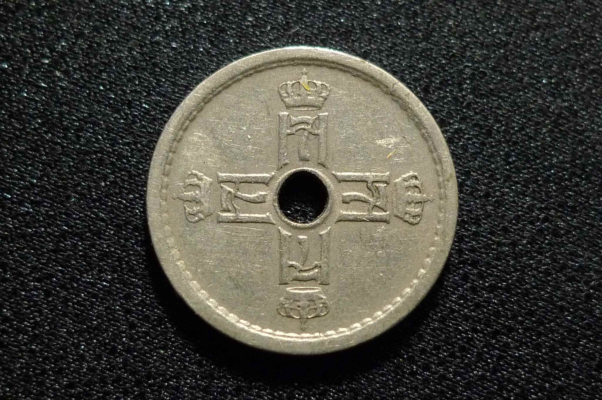 Post-Your-Coins-With-Center-Holes