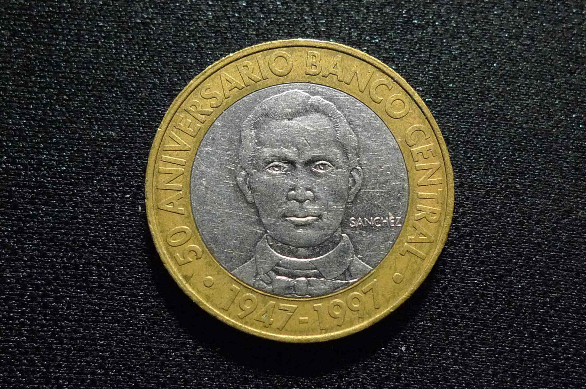 Show-Off-Your-Bi-Metallic-Coins-World-Wide