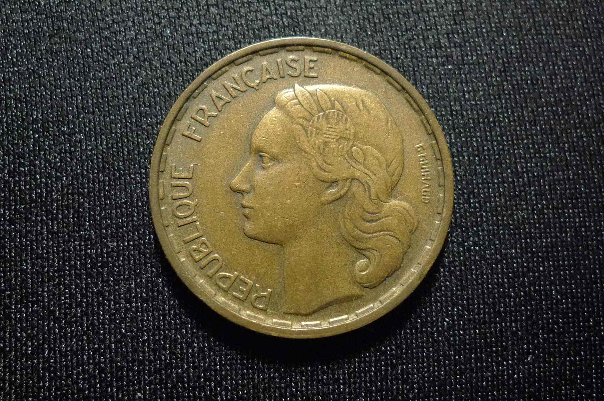 Post-Your-Coins-With-Hats