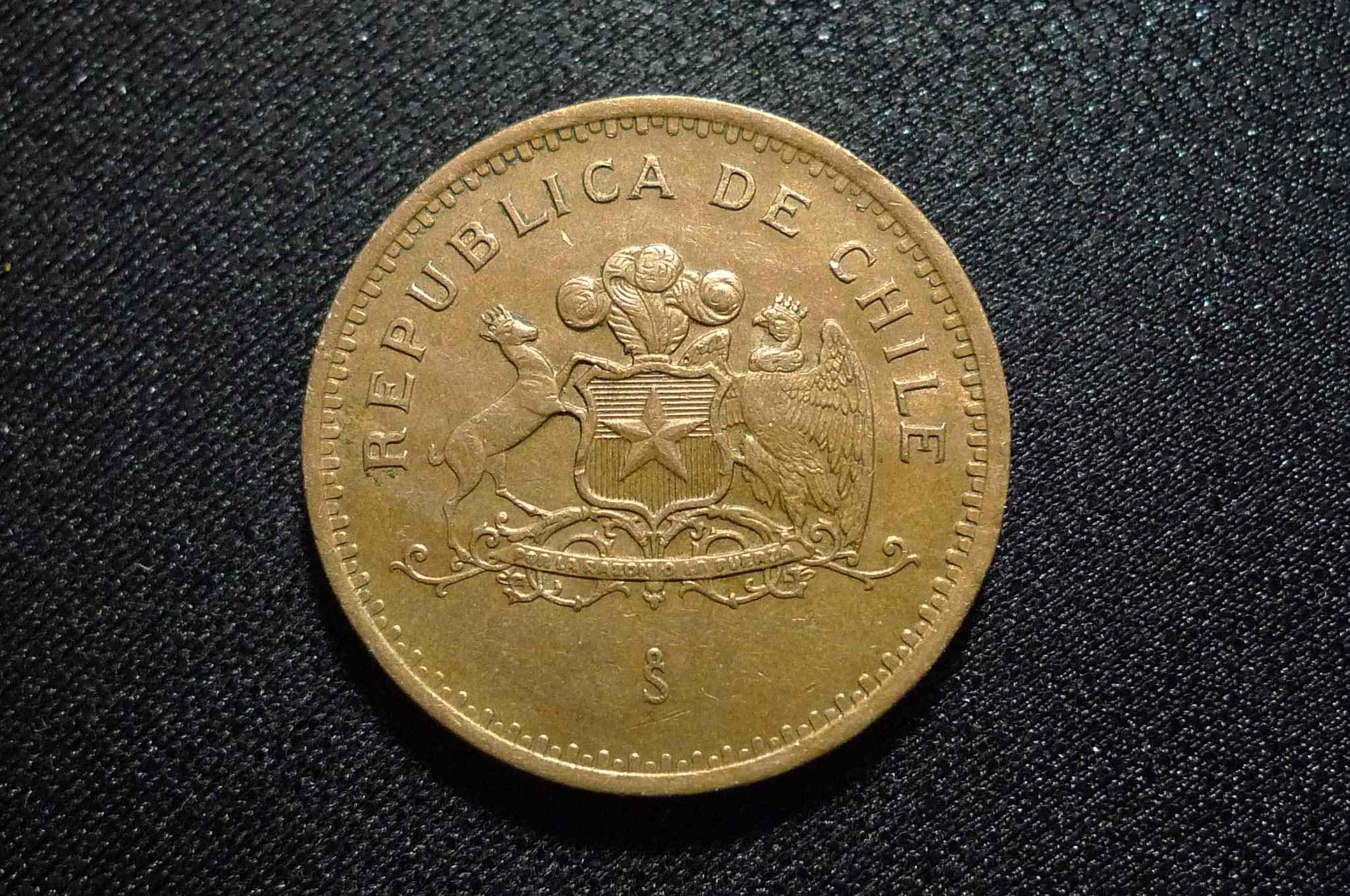 Show-Your-Coins-With-Different-Edges