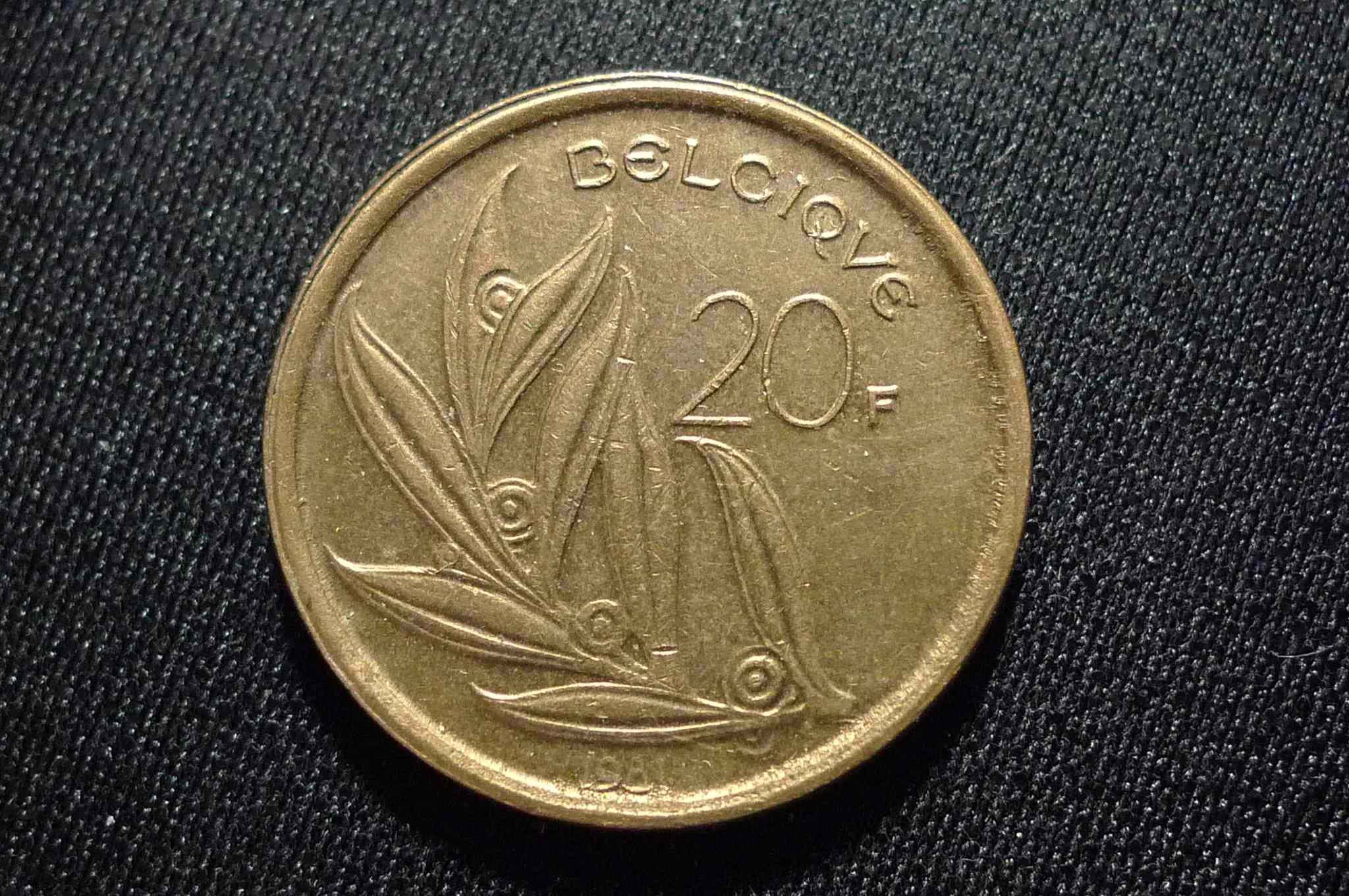 Show-Your-Coins-With-Different-Edges