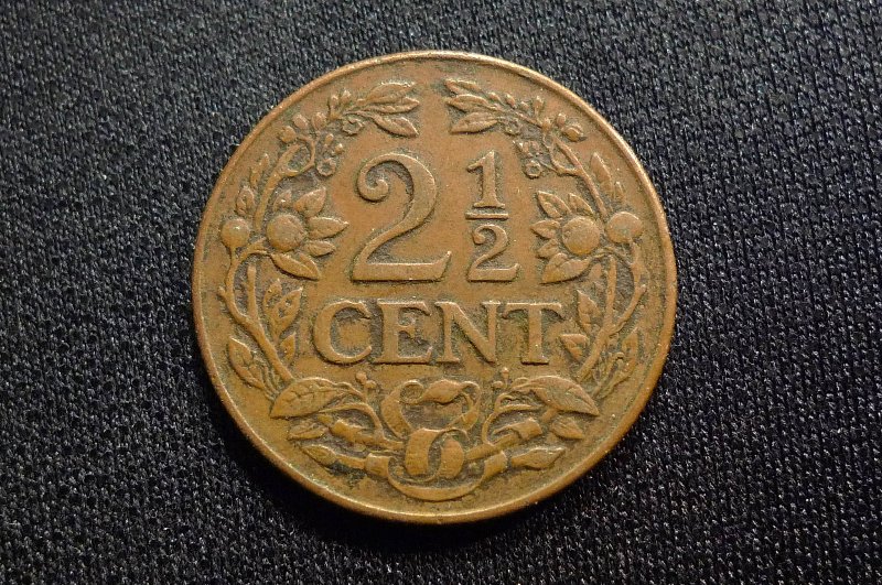 Show-Your-Coins-With-Fruit.
