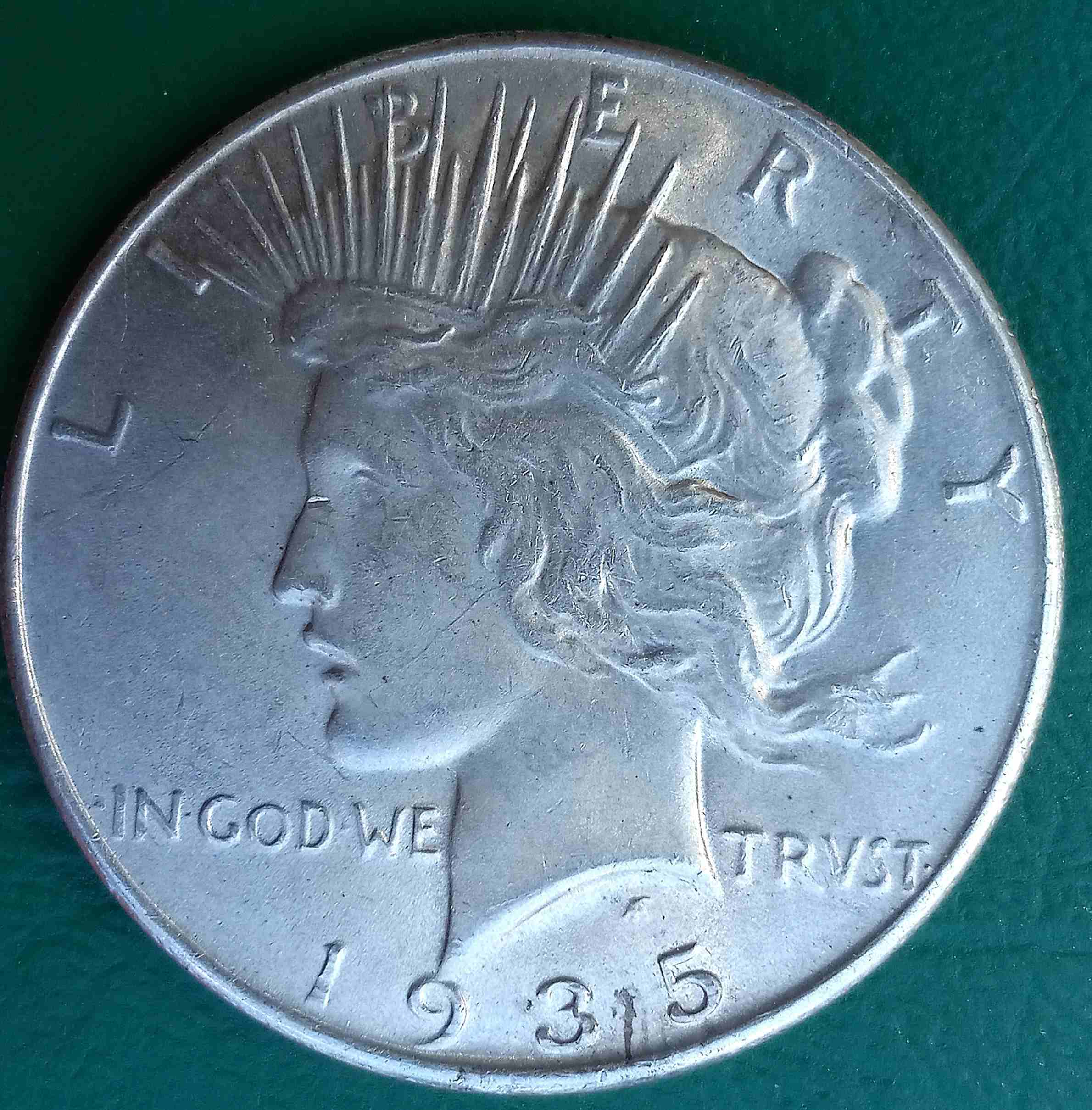 1935-Peace-Dollar-Grade