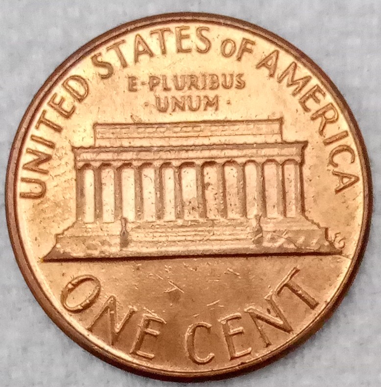 1982-D-Small-Date--Die-Crack?-You-Can-See-Crack-When-Magnifying