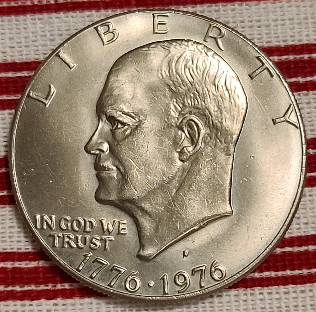 1976-D-Bicentennial-Eisenhower-Dollar-Coin-Grade?