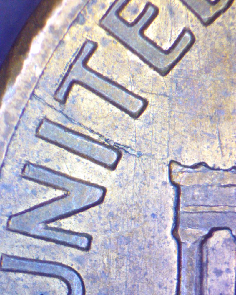 1989-LMC-With-Cracks-On-Opposite-Sides-Of-Reverse