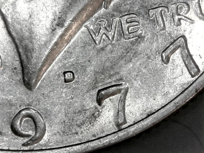 1977-D-Kennedy-Half:-Possible-Double-Obv?