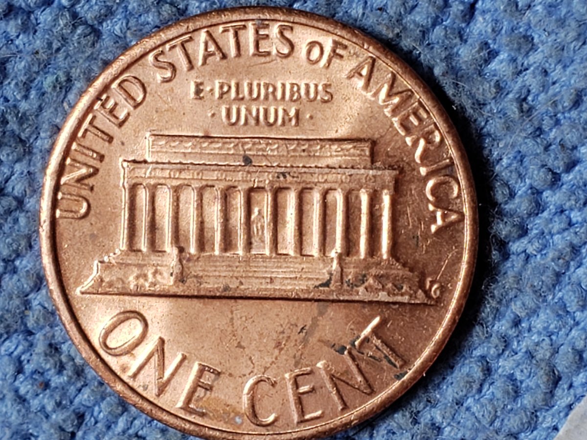 1981-LMC-Questionable-Doubling-On-Reverse-And-Lincoln-And--Memorial