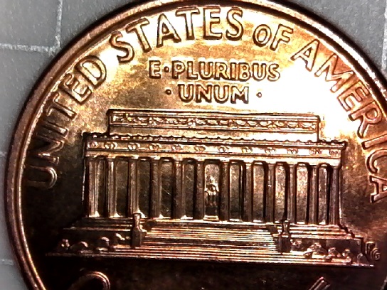 Is-This-Unc-1990-P-Worth-Grading?