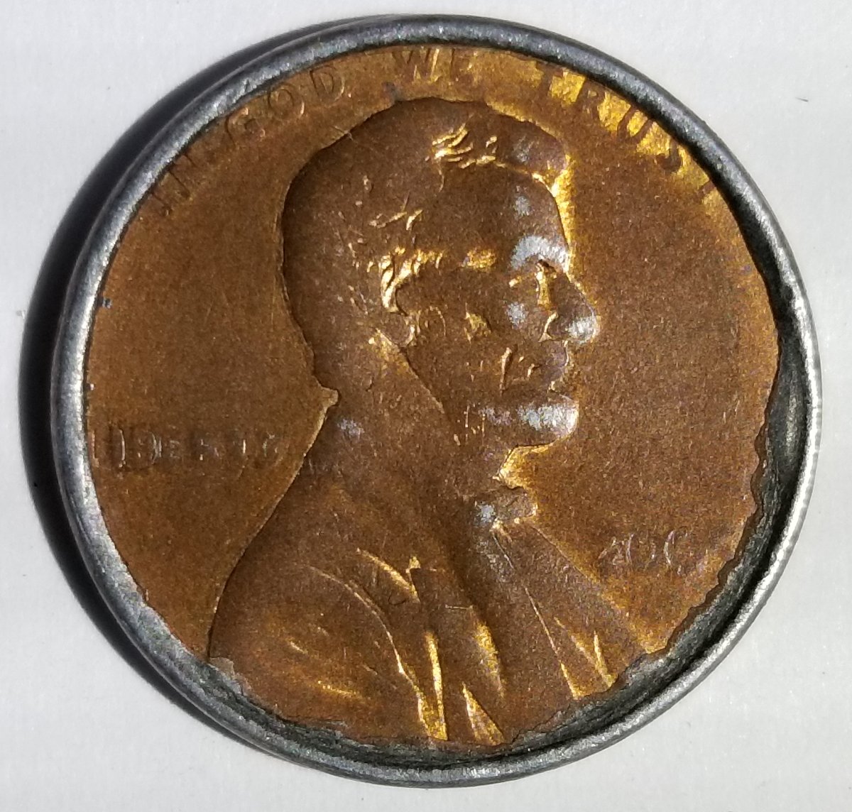2005-LMC-What-Is-Going-On-With-This-Coin?
