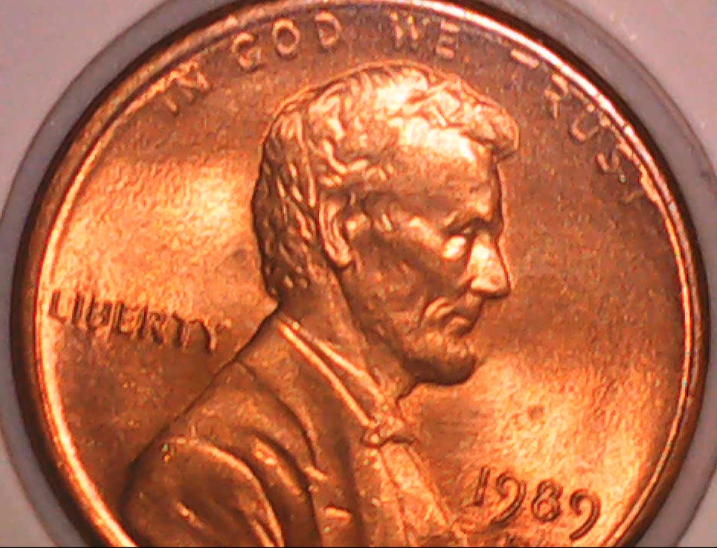 1989-D-Lincoln-Penny---Something-Going-On-With-Obverse