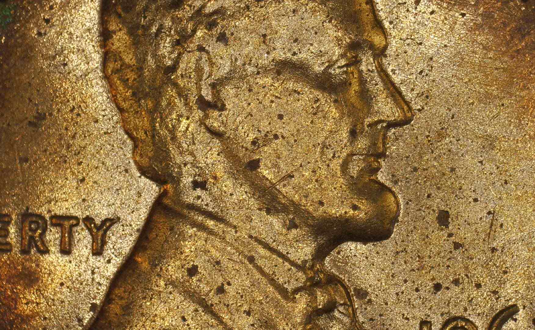 1963-D-Lincoln-Cent-For-Grading---Cool-Toning-But-How-Much-Value-Does-That-Add,-If-Any?