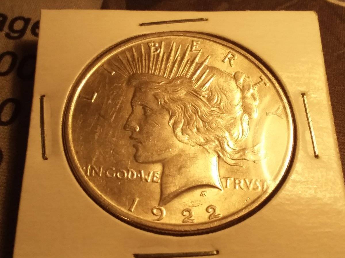 1922-Peace-Dollar-For-Grading