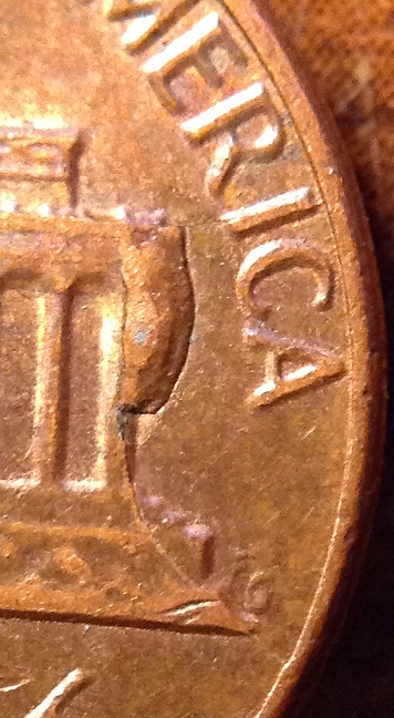 1983-LMC,-Reverse-Quad-Crack-+-Large-Hive