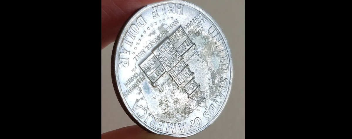What-Is-The-Error-On-This-Bicentennial-Kennedy-Half?