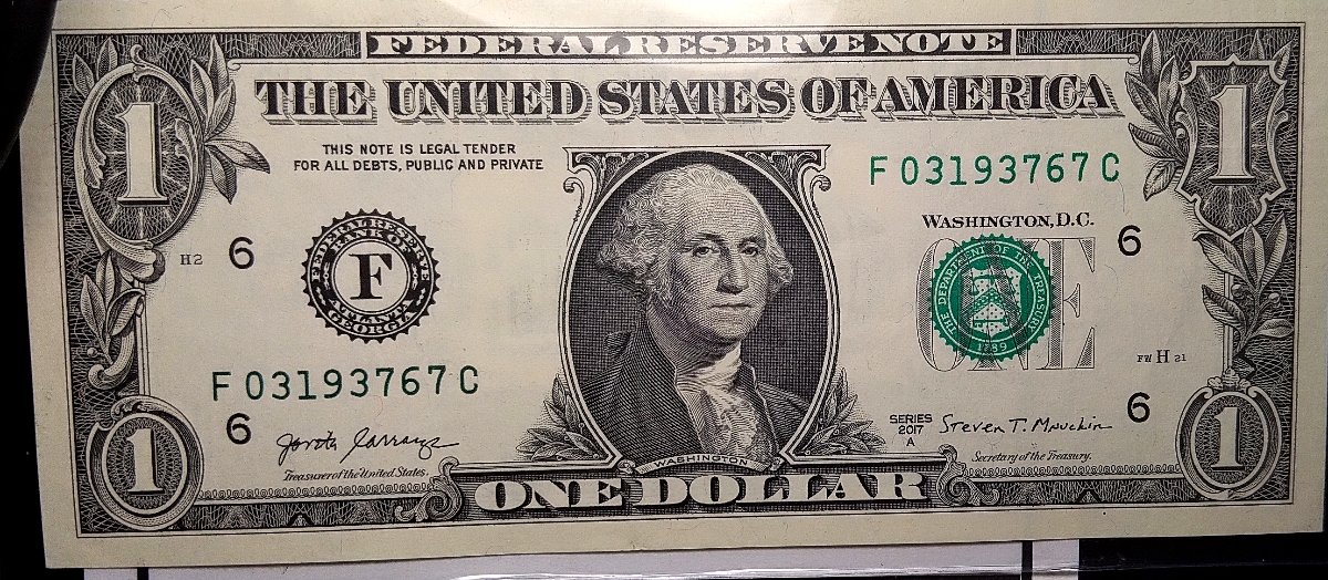 Dollar-Bill-Serial-Number-Two-Different-Colors