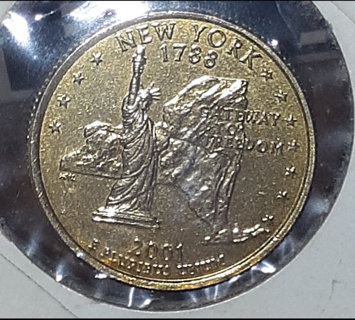 Does-Anyone-Know-The-Story-With-This-2001-D-New-York-Quarter?-It's-Gold