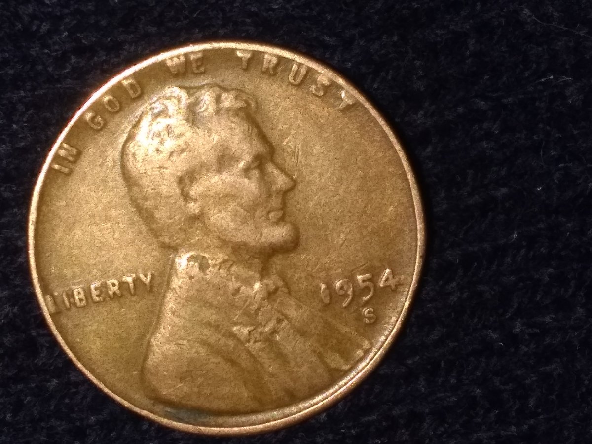 I-Have-A-Few-Pictures-Of-A-Coin-That-I-Need-Looking-At.