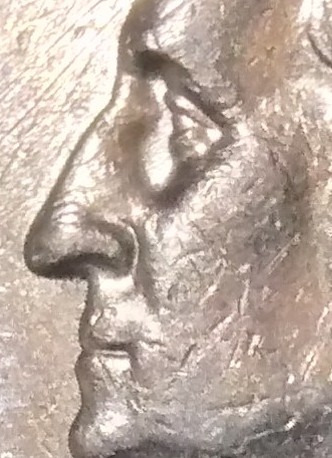 Can-Anyone-Tell-Me-What's-Going-On-With-George's-Eye-On-This-1995-P-Quarter?