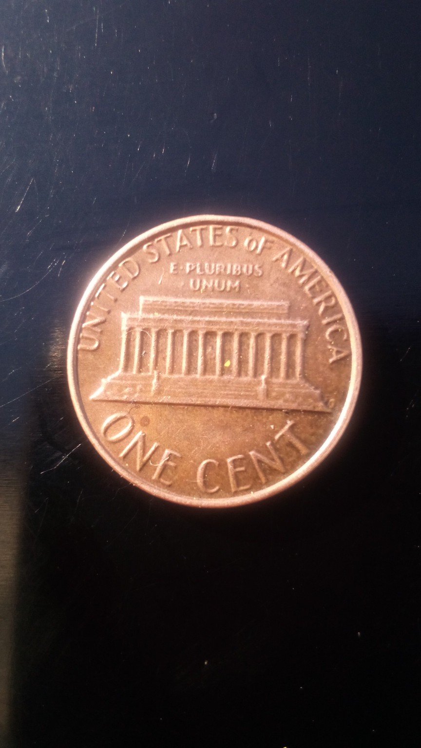 1982-D-Copper-Has-Breakage-Or-Clash-Error-Strong-Possibly-Small-Date-Cent