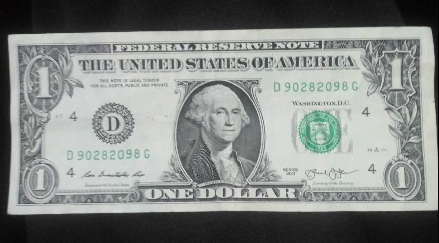2013-One-Dollar-Bill-With-Rare-Serial-Number
