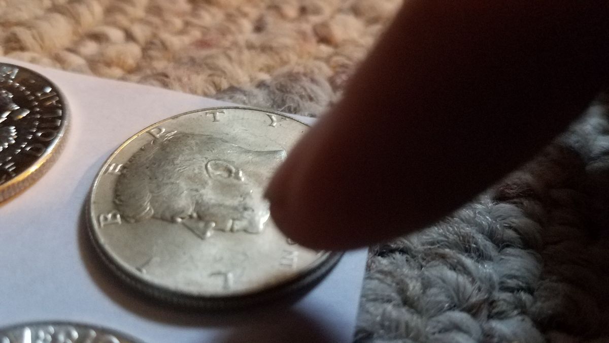 1964-US-Kennedy-Half-Dollar-3-Indentations-With-No-Mint-Mark